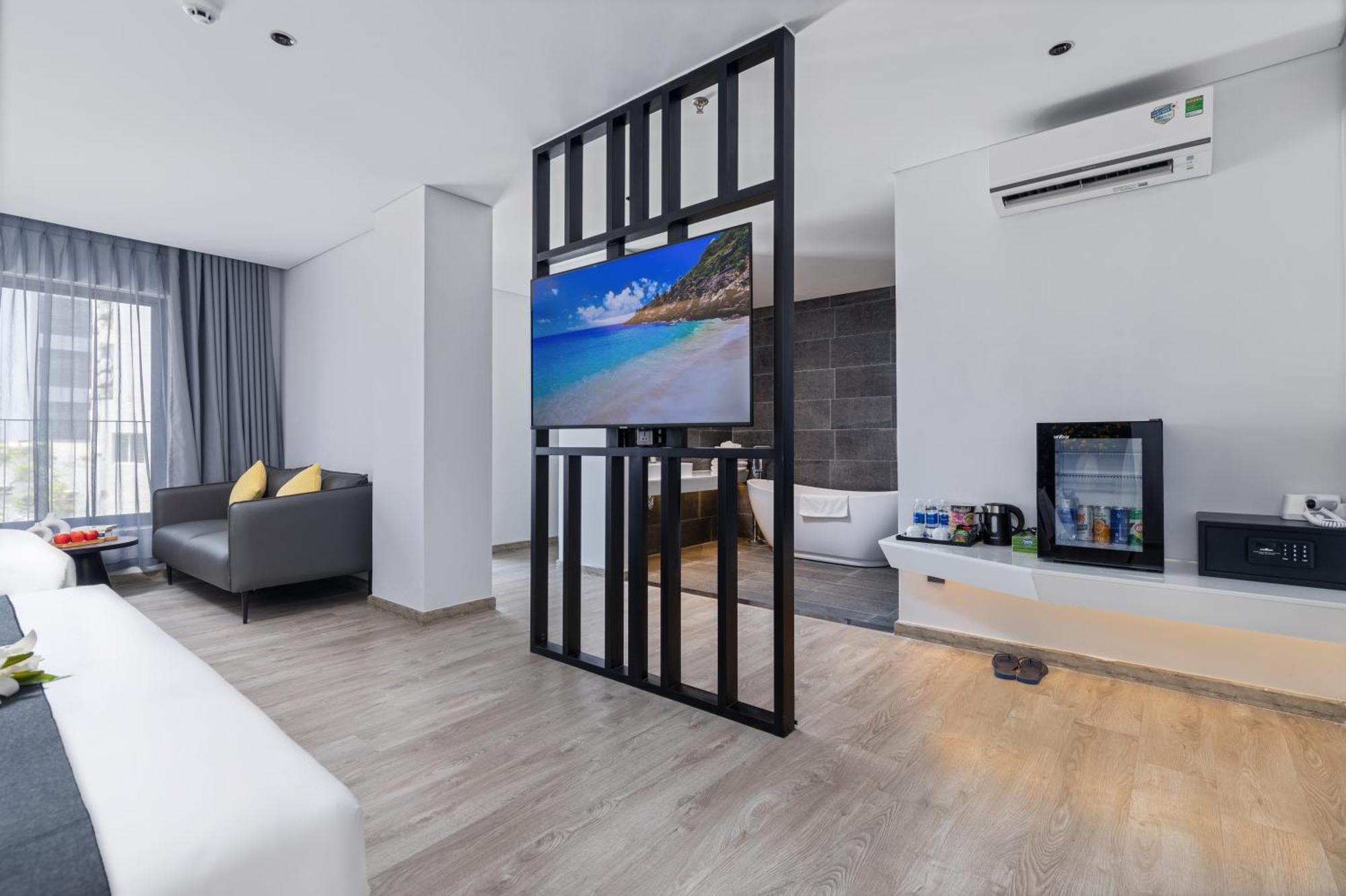 Jbay Beachfront Boutique Hotel 岘港 外观 照片